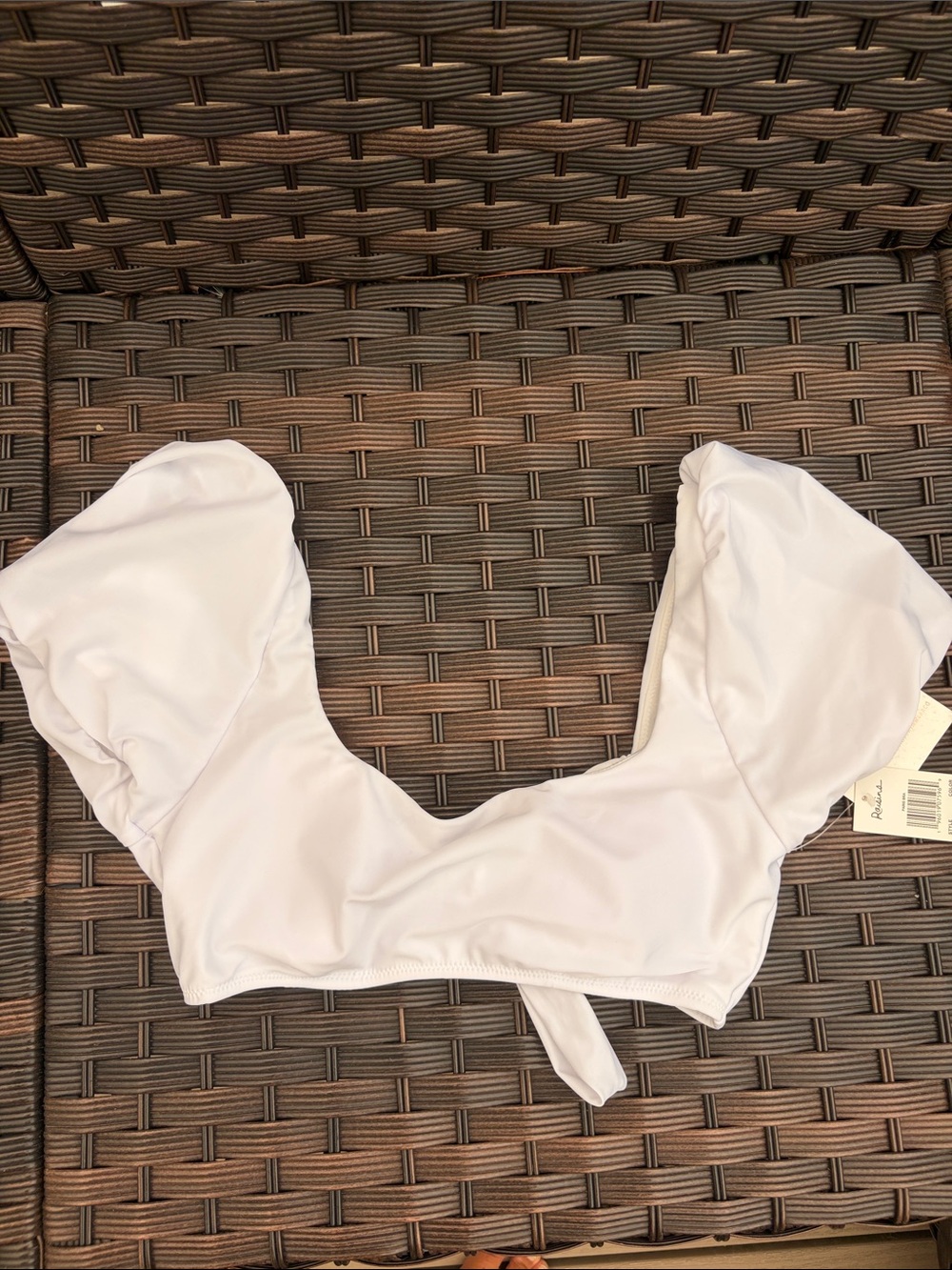 NWT Raisins White Puff Sleeve Bikini Top
